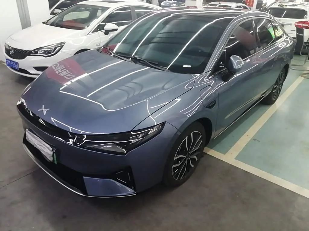XPeng P5 2023 из Китая — купить под ключ