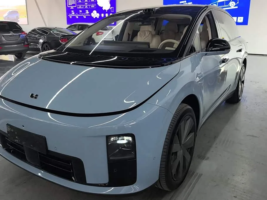 LiXiang i8 2025 из Китая — купить под ключ