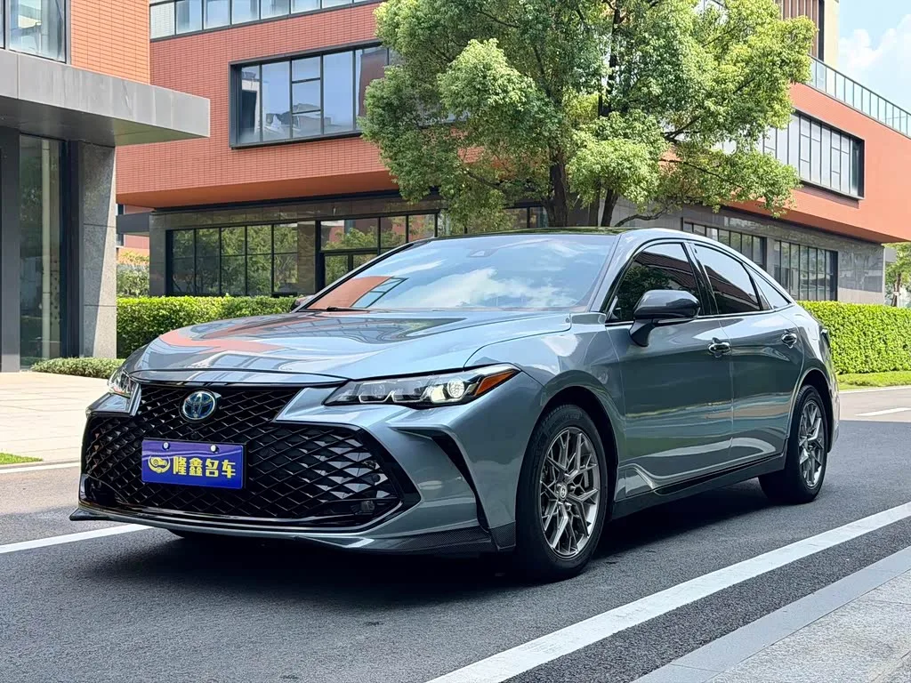 Toyota Avalon 2021 из Китая — купить под ключ