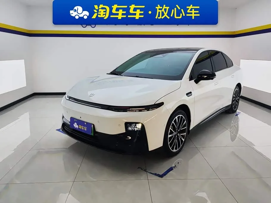 Leapmotor B01 2025 из Китая — купить под ключ