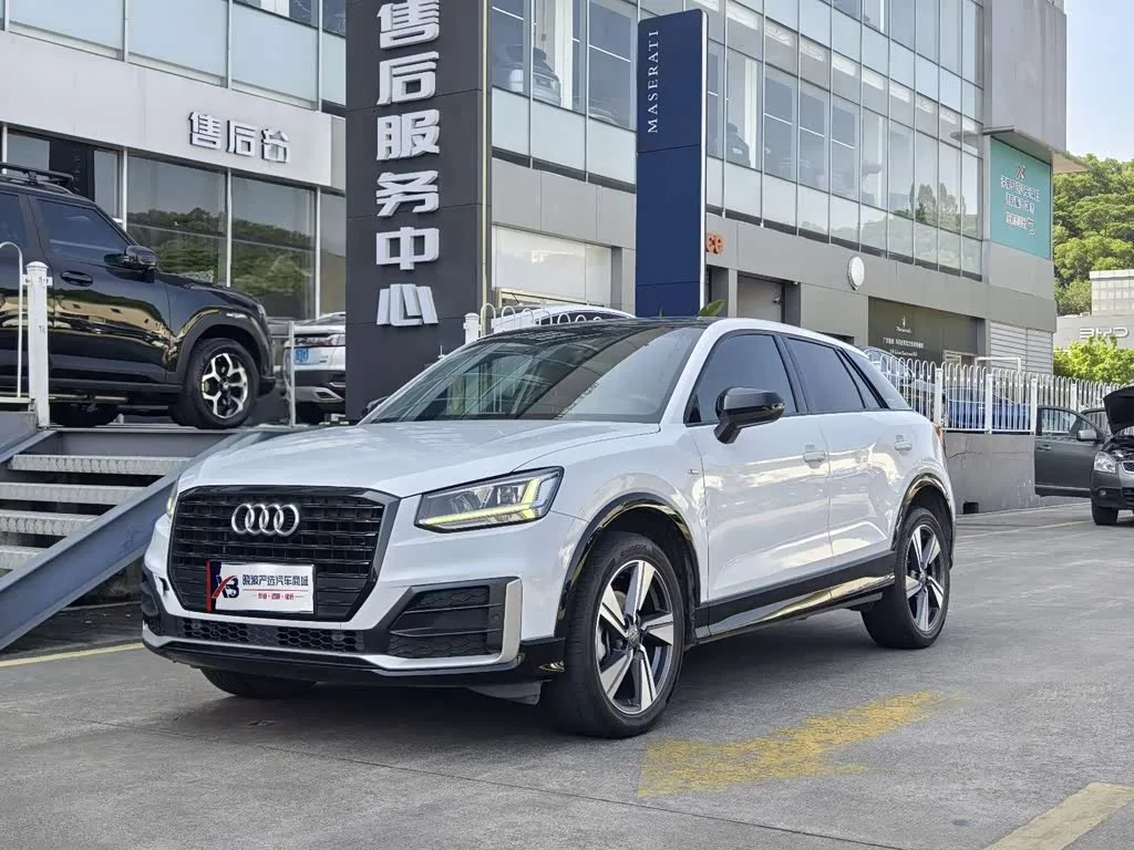 Audi Q2L 2020 из Китая — купить под ключ