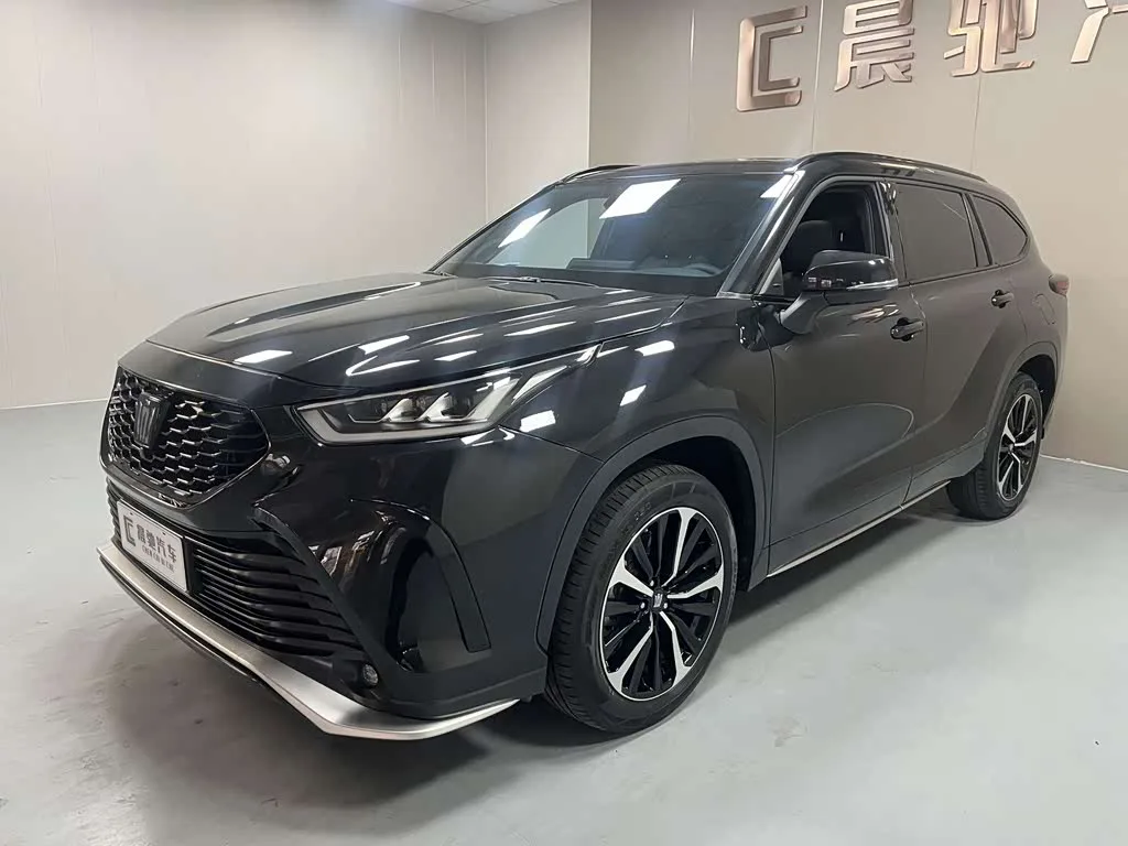 Toyota Crown Kluger 2024 из Китая — купить под ключ