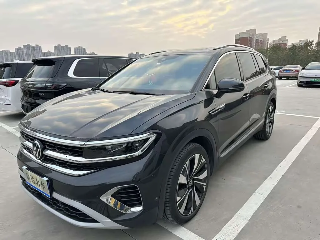 Volkswagen Talagon 2023 из Китая — купить под ключ