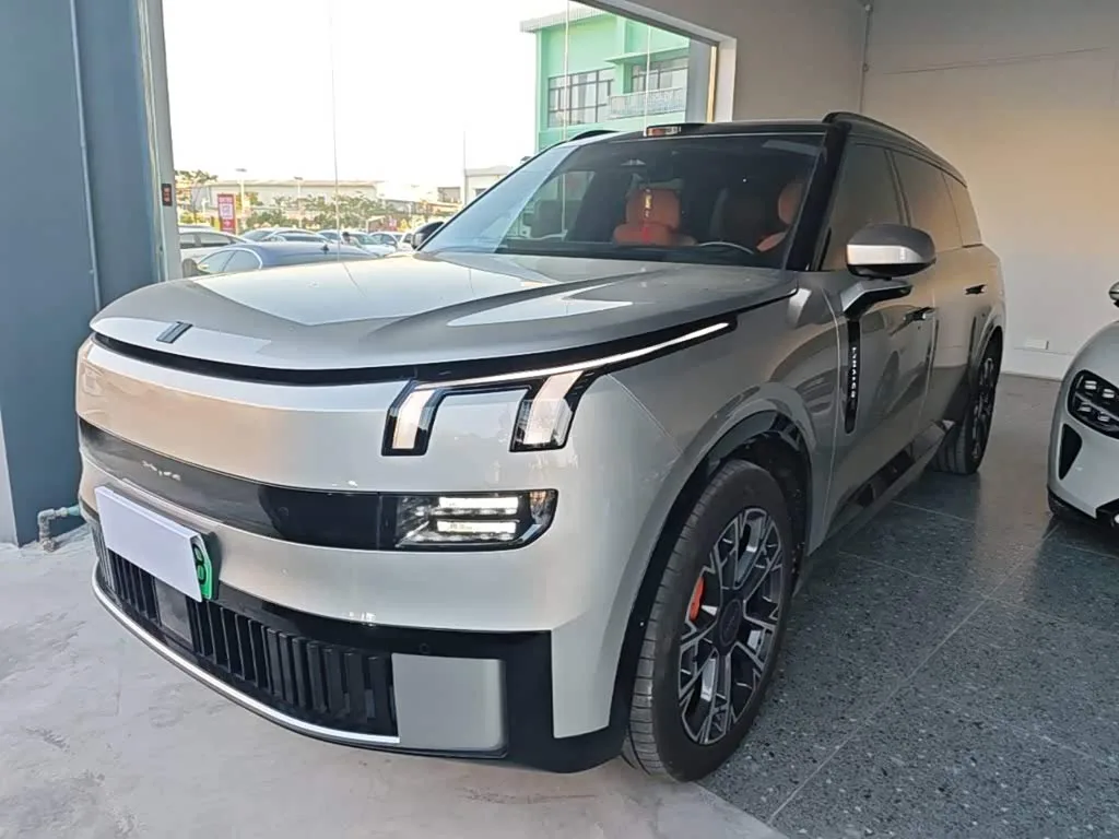 Lynk & Co 900 2025 из Китая — купить под ключ