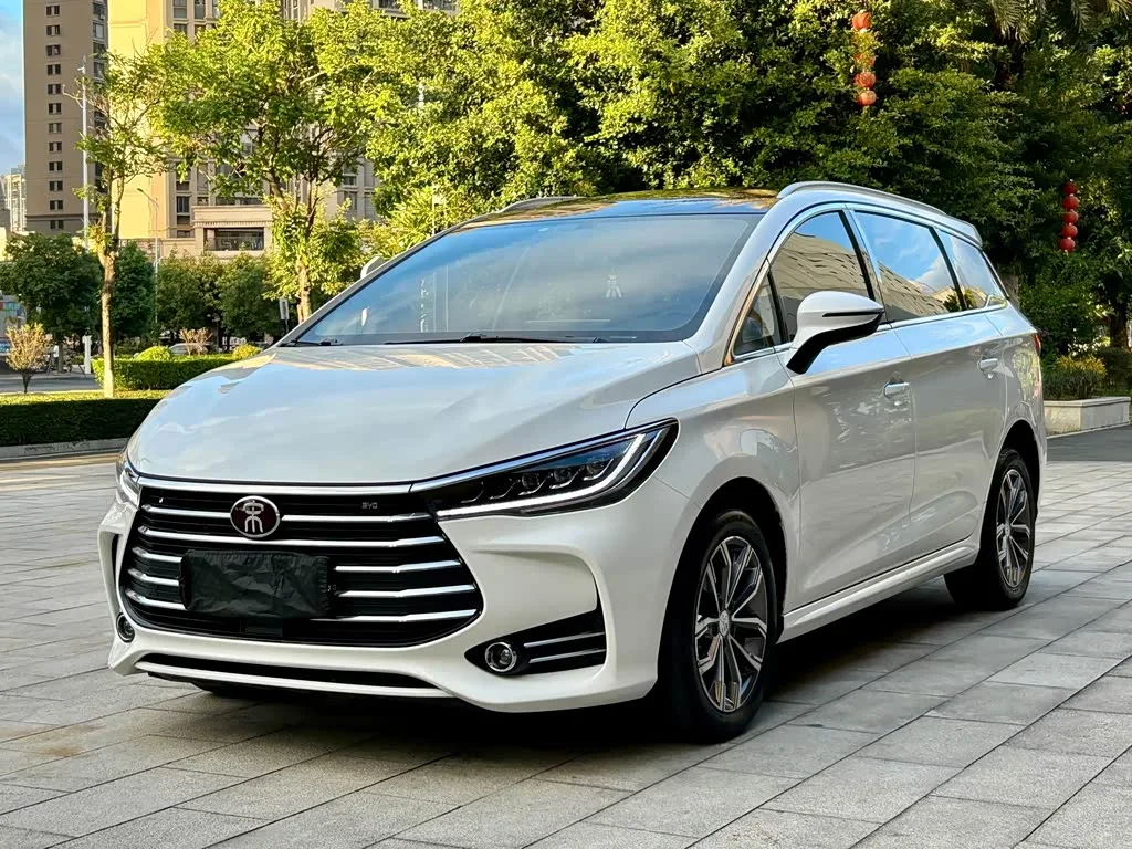 BYD Song Max 2019 из Китая — купить под ключ