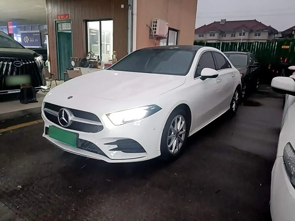Mercedes-Benz A-Class 2021 из Китая — купить под ключ