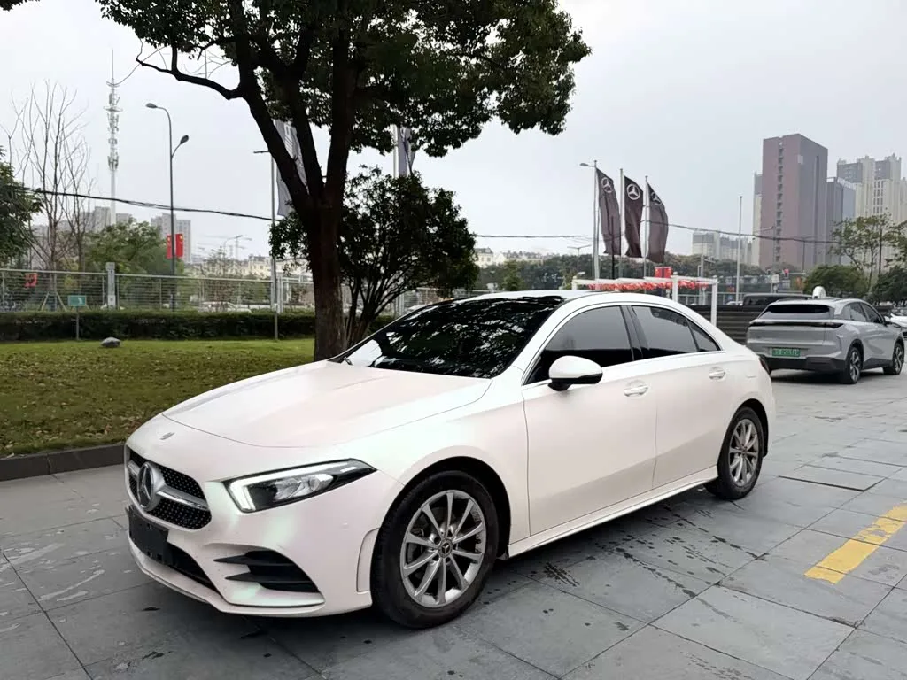 Mercedes-Benz A-Class 2022 из Китая — купить под ключ