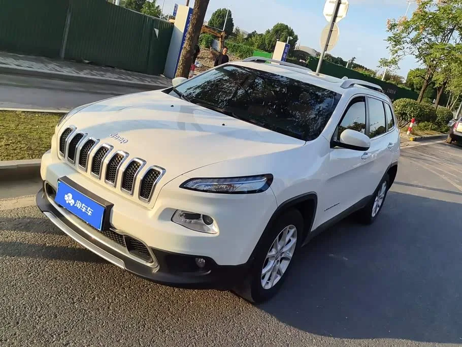 Jeep Cherokee 2017 из Китая — купить под ключ