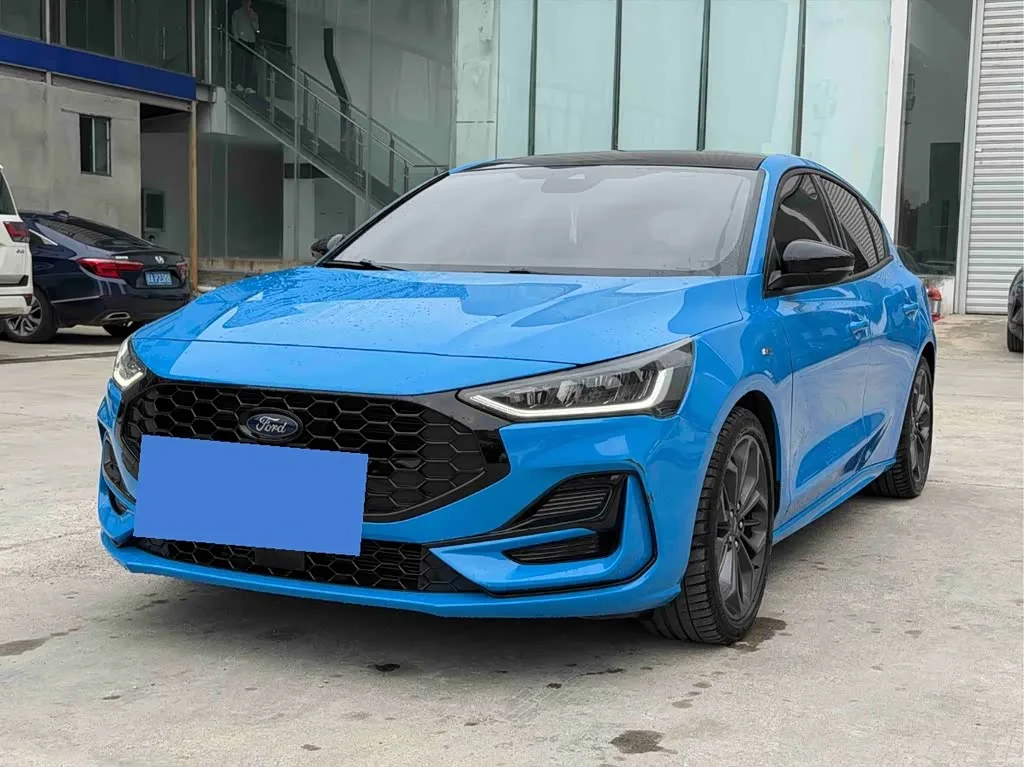 Ford Focus 2022 из Китая — купить под ключ