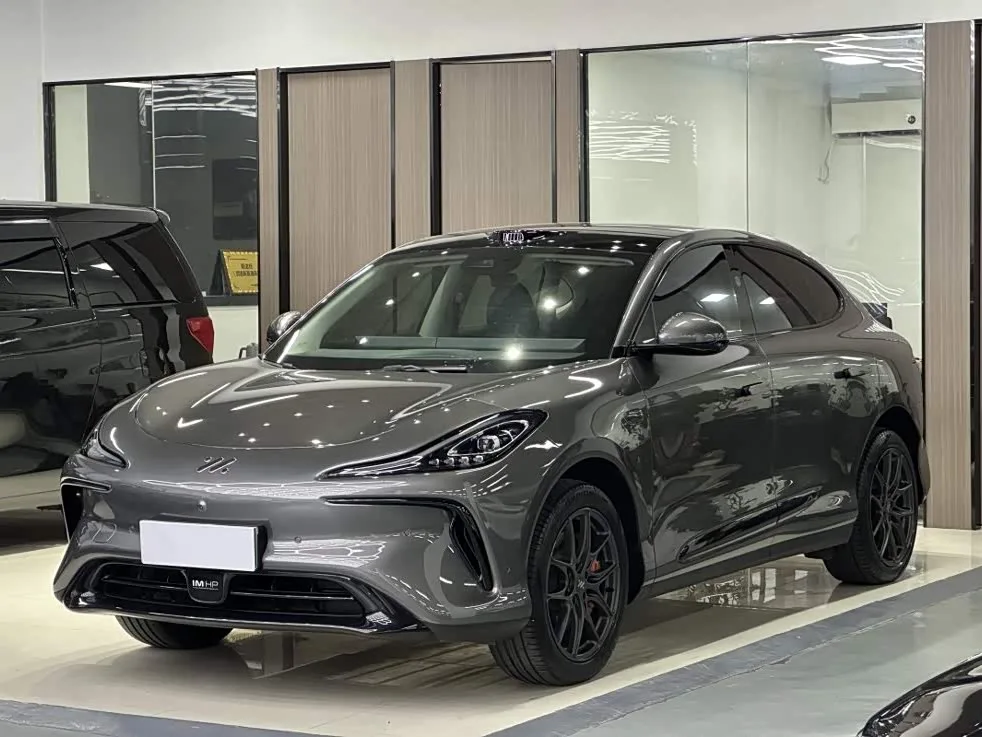 IM motors LS6 2023 из Китая — купить под ключ