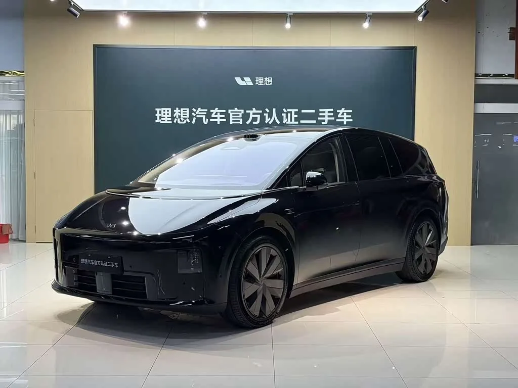 LiXiang i8 2025 из Китая — купить под ключ