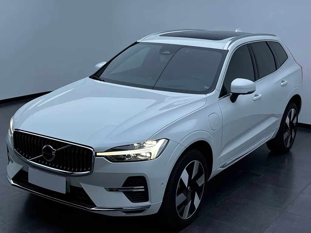 Volvo XC60 Hybrid 2024 из Китая — купить под ключ