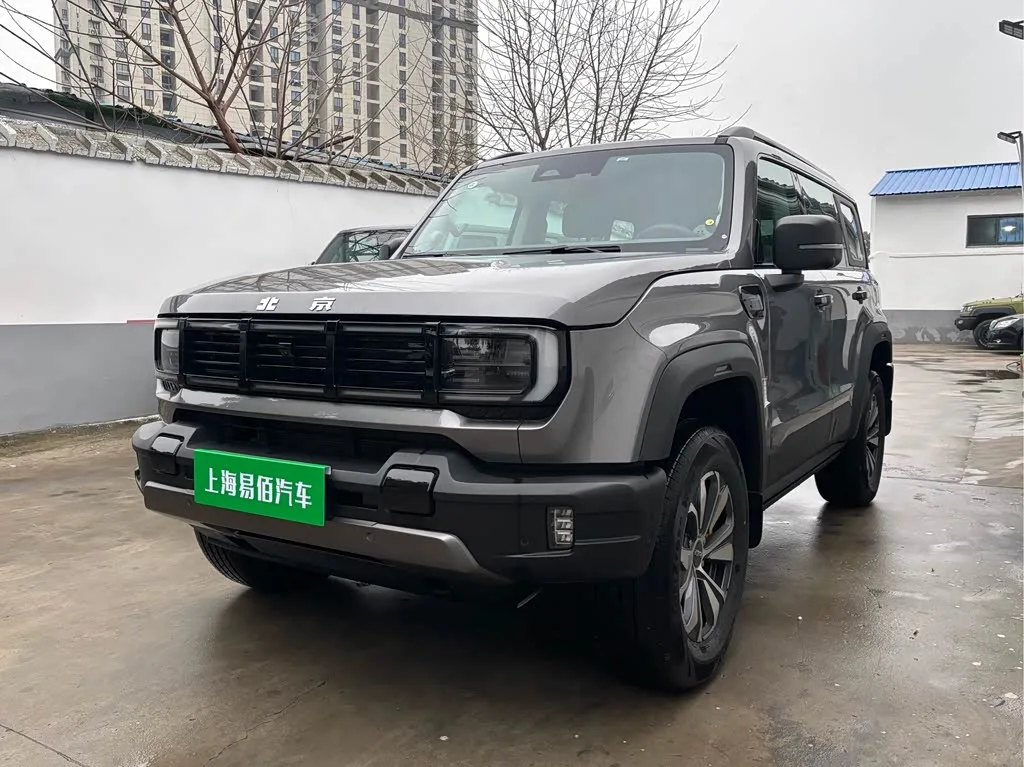 BAIC Beijing BJ40 2026 из Китая — купить под ключ
