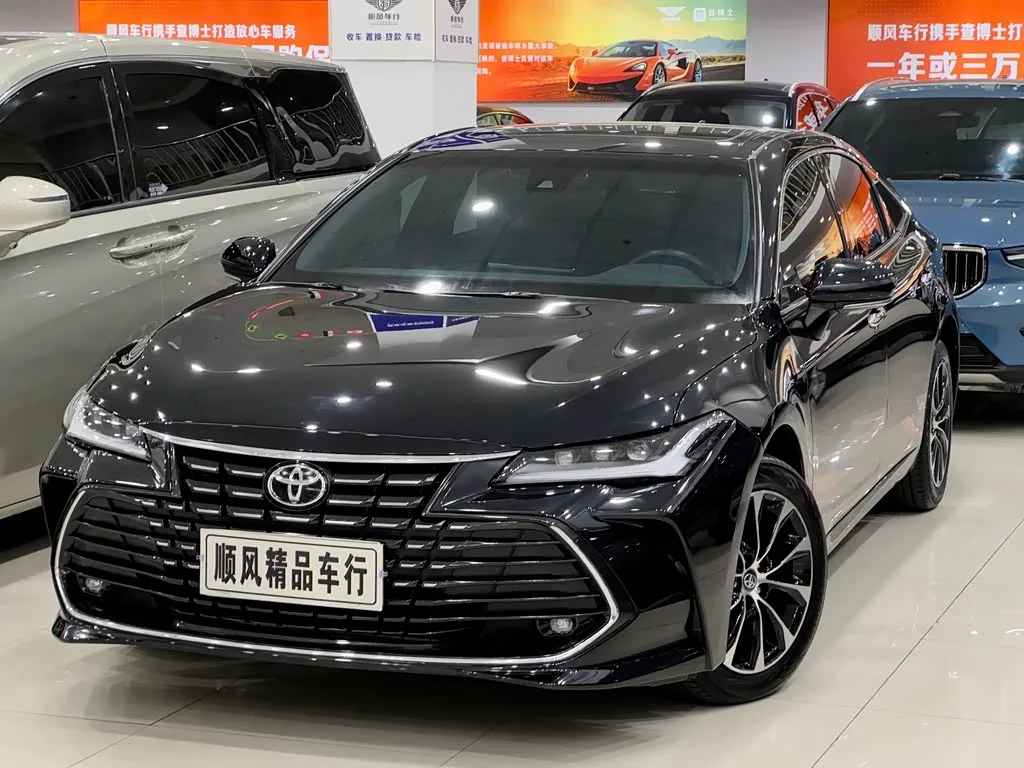 Toyota Avalon 2022 из Китая — купить под ключ