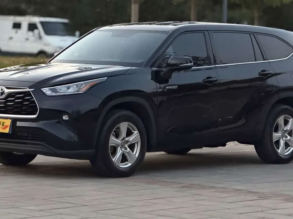 Toyota Highlander 2024 из Китая — купить под ключ