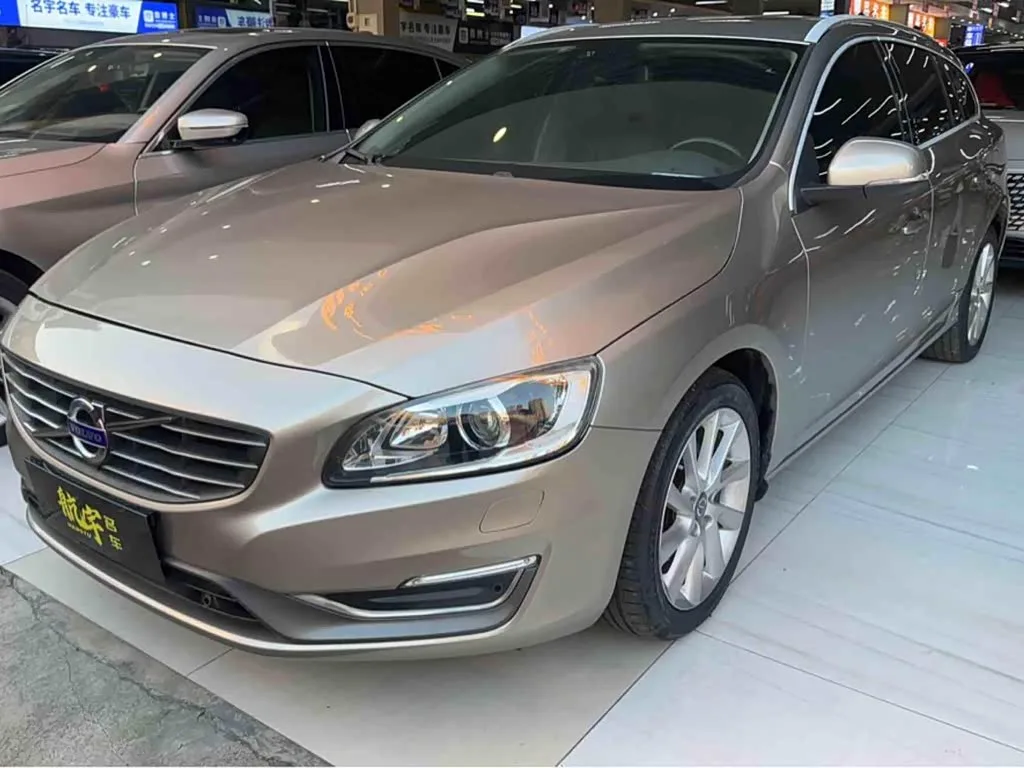 Volvo V60 2015 из Китая — купить под ключ