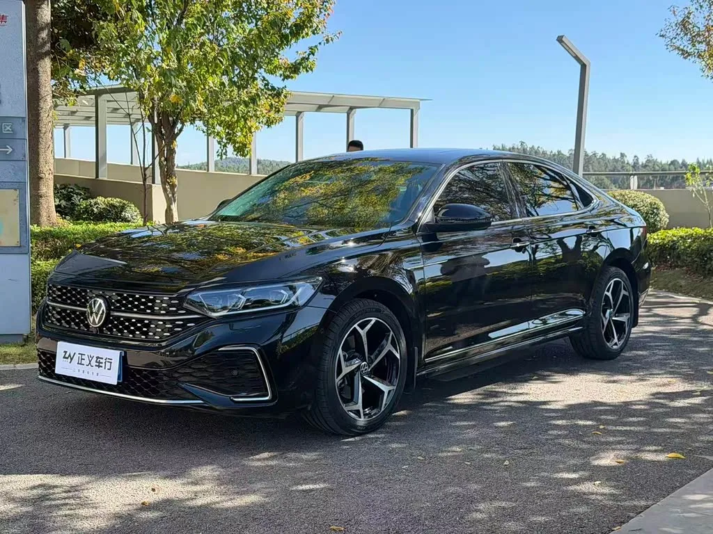 Volkswagen Passat 2023 из Китая — купить под ключ