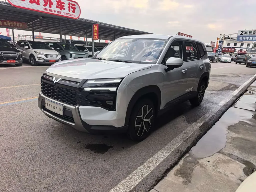 Wuling Starlight 560 2026 из Китая — купить под ключ