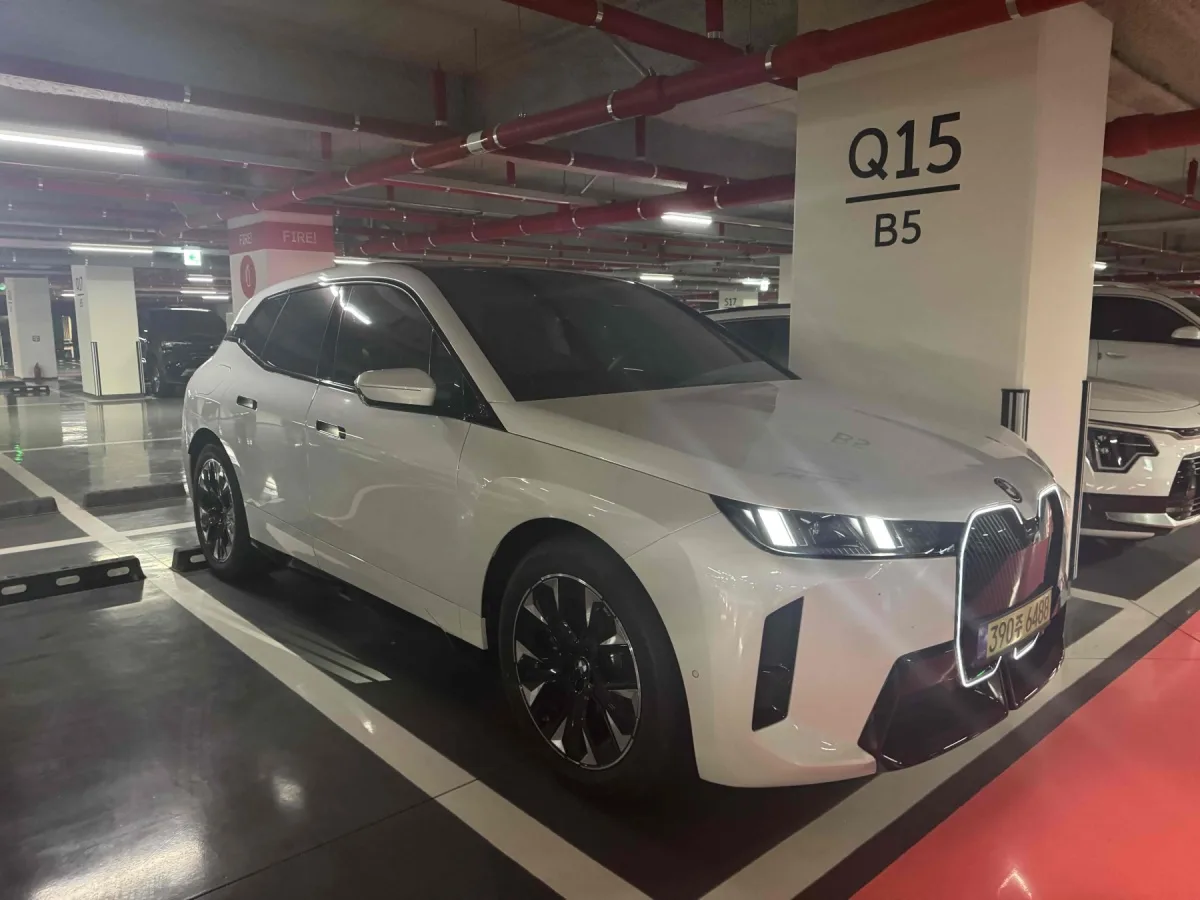 BMW iX 2026 из Кореи — купить под ключ