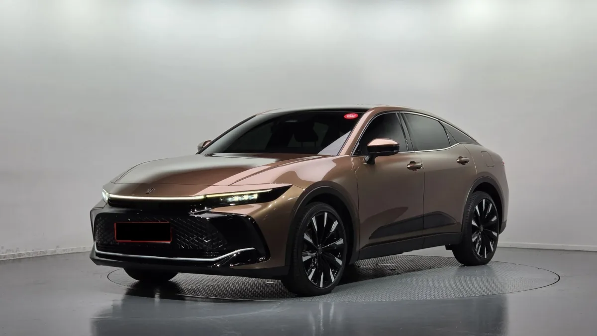 Toyota Crown 2023 из Кореи — купить под ключ