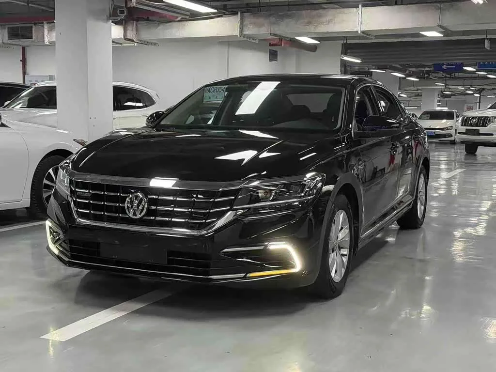 Volkswagen Passat Hybrid 2019 из Китая — купить под ключ