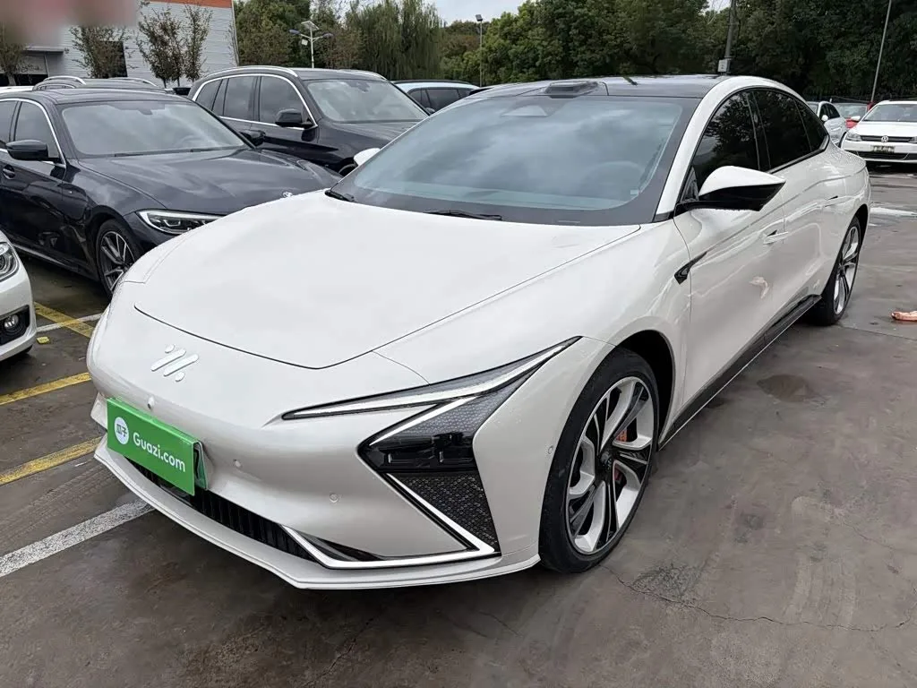 IM motors L7 2022 из Китая — купить под ключ