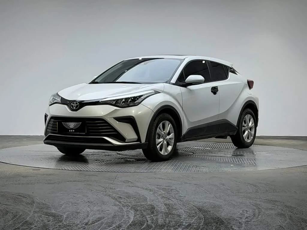 Toyota Izoa 2023 из Китая — купить под ключ