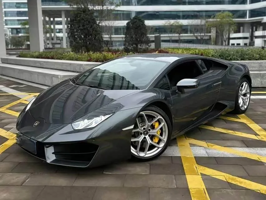 Lamborghini Huracán 2016 из Китая — купить под ключ