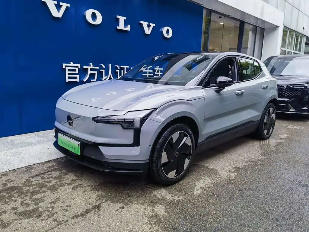 Volvo EX30 2024 из Китая — купить под ключ