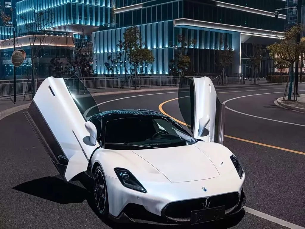 Maserati MC20 2023 из Китая — купить под ключ