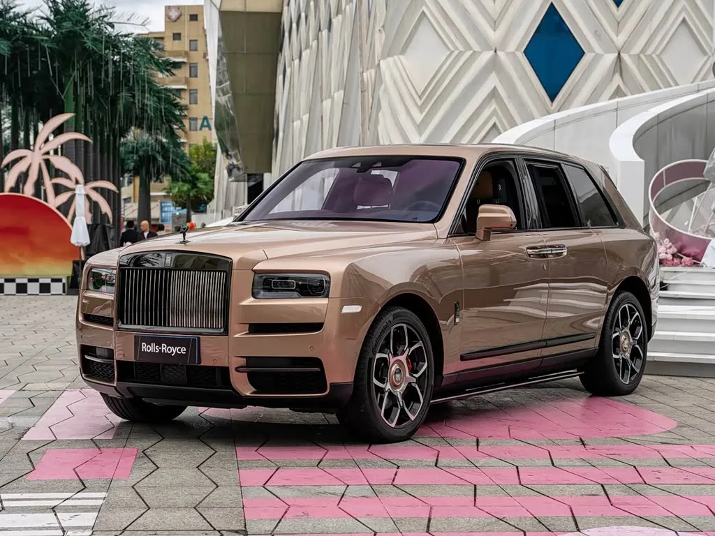 Rolls-Royce Cullinan 2022 из Китая — купить под ключ