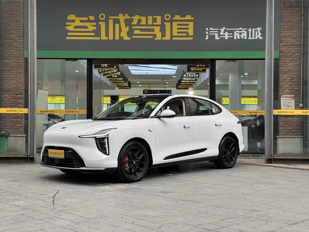 IM motors LS6 2025 из Китая — купить под ключ