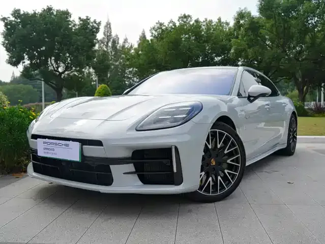 Porsche Panamera Hybrid 2025 из Китая — купить под ключ