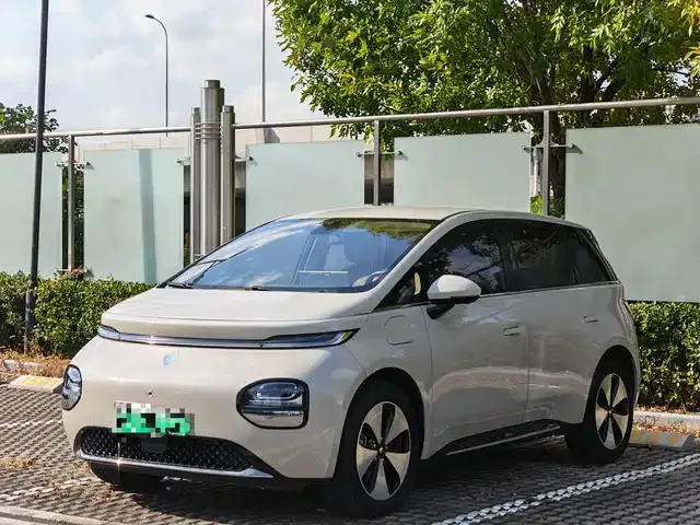 Baojun Yunduo 2023 из Китая — купить под ключ