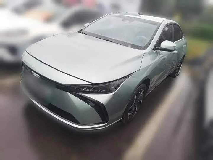 Geely Geometry G6 2024 из Китая — купить под ключ