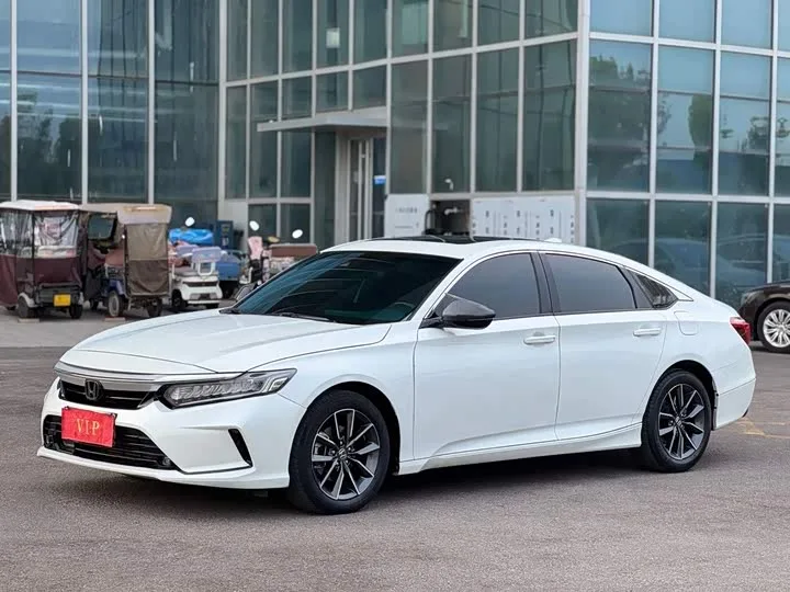 Honda Inspire 2023 из Китая — купить под ключ