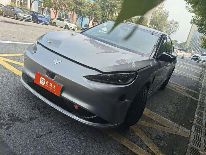 BAIC Arcfox Alpha S6 2026 из Китая — купить под ключ