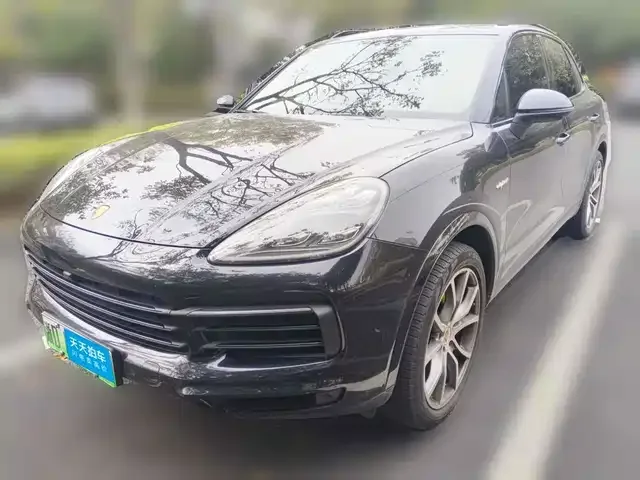 Porsche Cayenne Hybrid 2023 из Китая — купить под ключ
