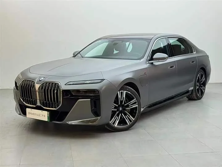 BMW i7 2025 из Китая — купить под ключ