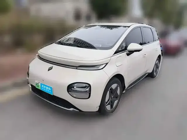 Baojun Yunduo 2023 из Китая — купить под ключ