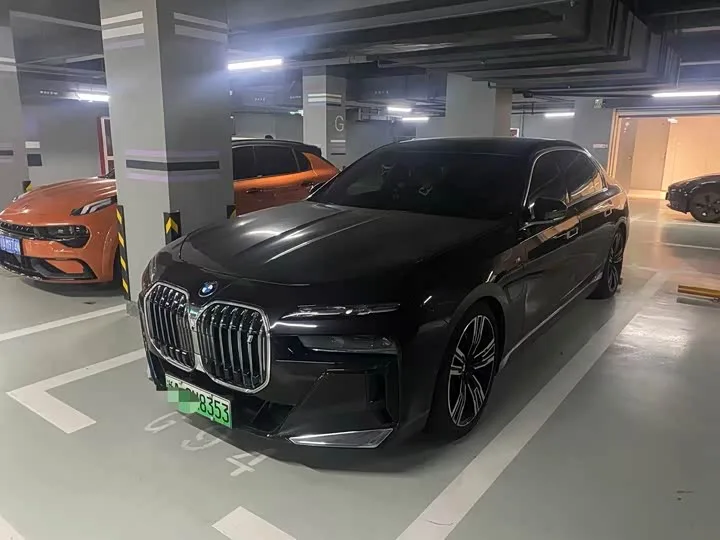 BMW i7 2024 из Китая — купить под ключ