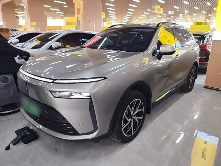Wey Latte DHT Hybrid 2025 из Китая — купить под ключ