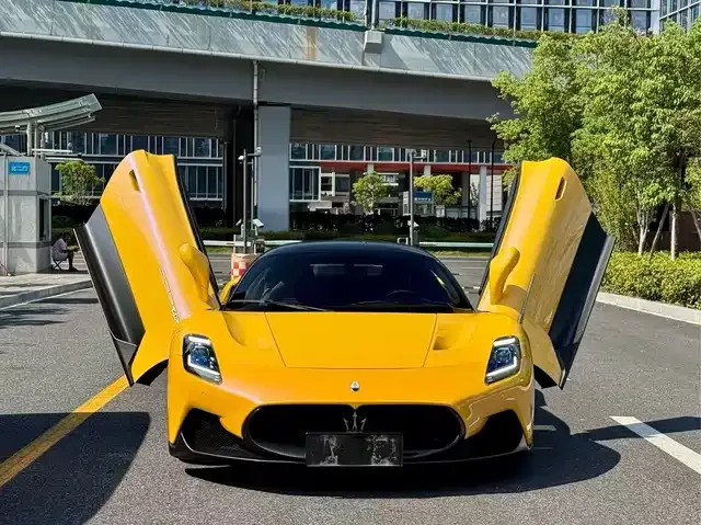 Maserati MC20 2023 из Китая — купить под ключ