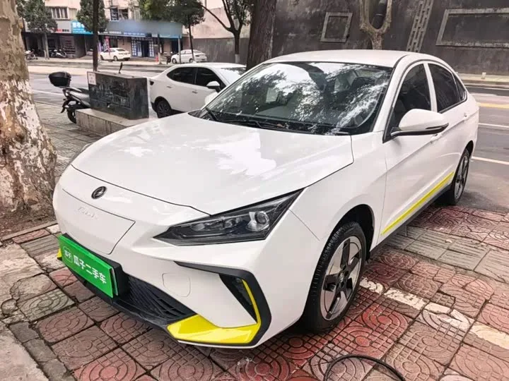 Dongfeng Aeolus E70 2023 из Китая — купить под ключ