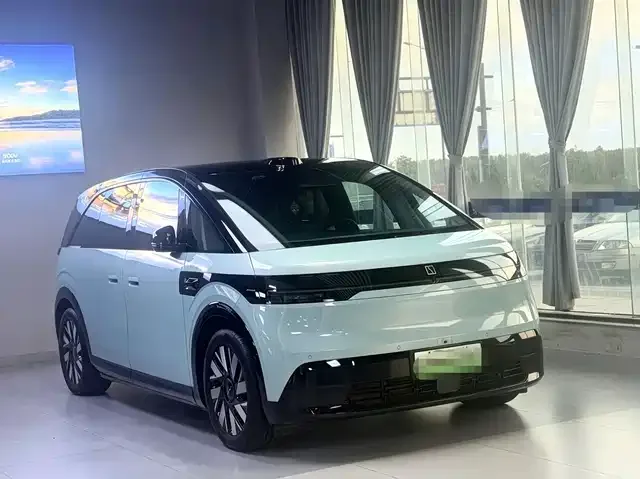 Zeekr Mix 2026 из Китая — купить под ключ