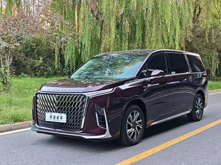 Maxus G90 2023 из Китая — купить под ключ