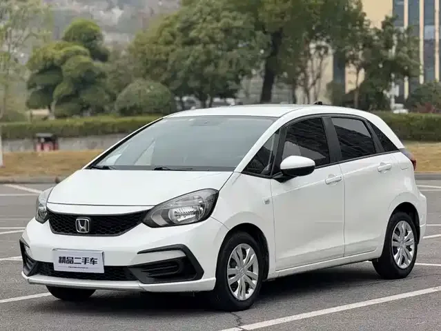 Honda Fit 2023 из Китая — купить под ключ