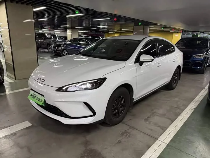 BYD Seal 05 DM-i Hybrid 2026 из Китая — купить под ключ