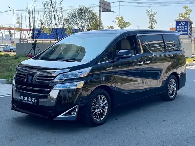 Toyota Vellfire 2022 из Китая — купить под ключ