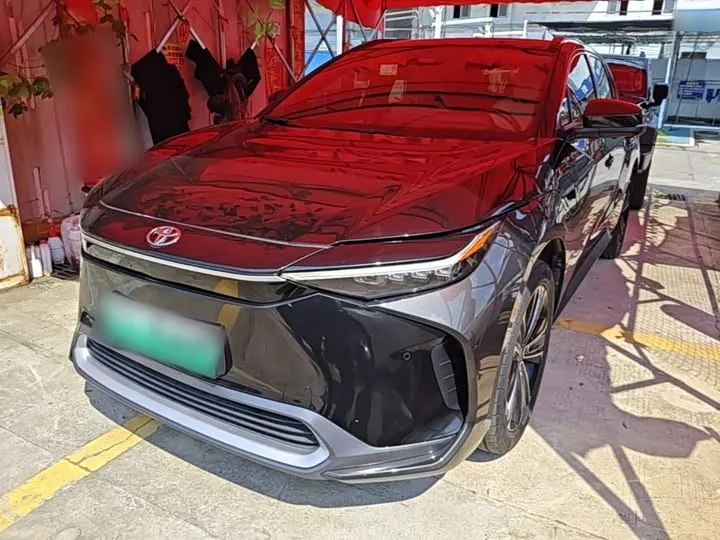 Toyota bZ4X 2022 из Китая — купить под ключ